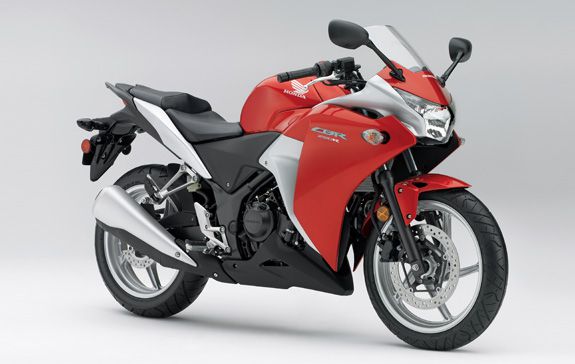 download Honda CBR250R CBR250RA aka MC41 Motorcycle able workshop manual